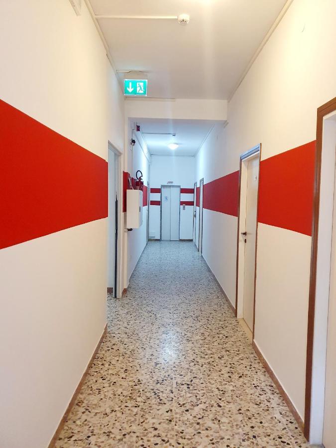 Albergo B&B Serafini Rimini Eksteriør bilde