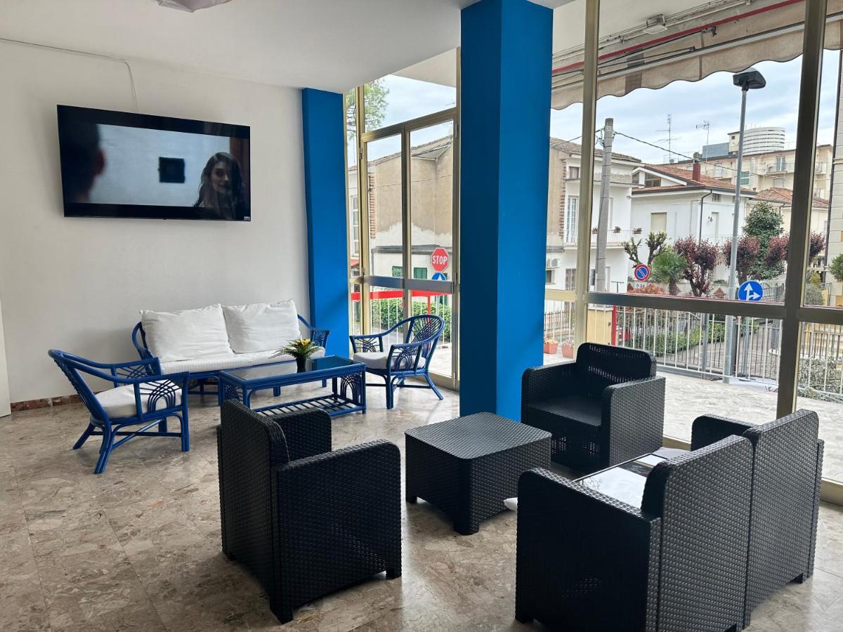 Albergo B&B Serafini Rimini Eksteriør bilde