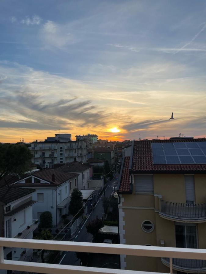 Albergo B&B Serafini Rimini Eksteriør bilde