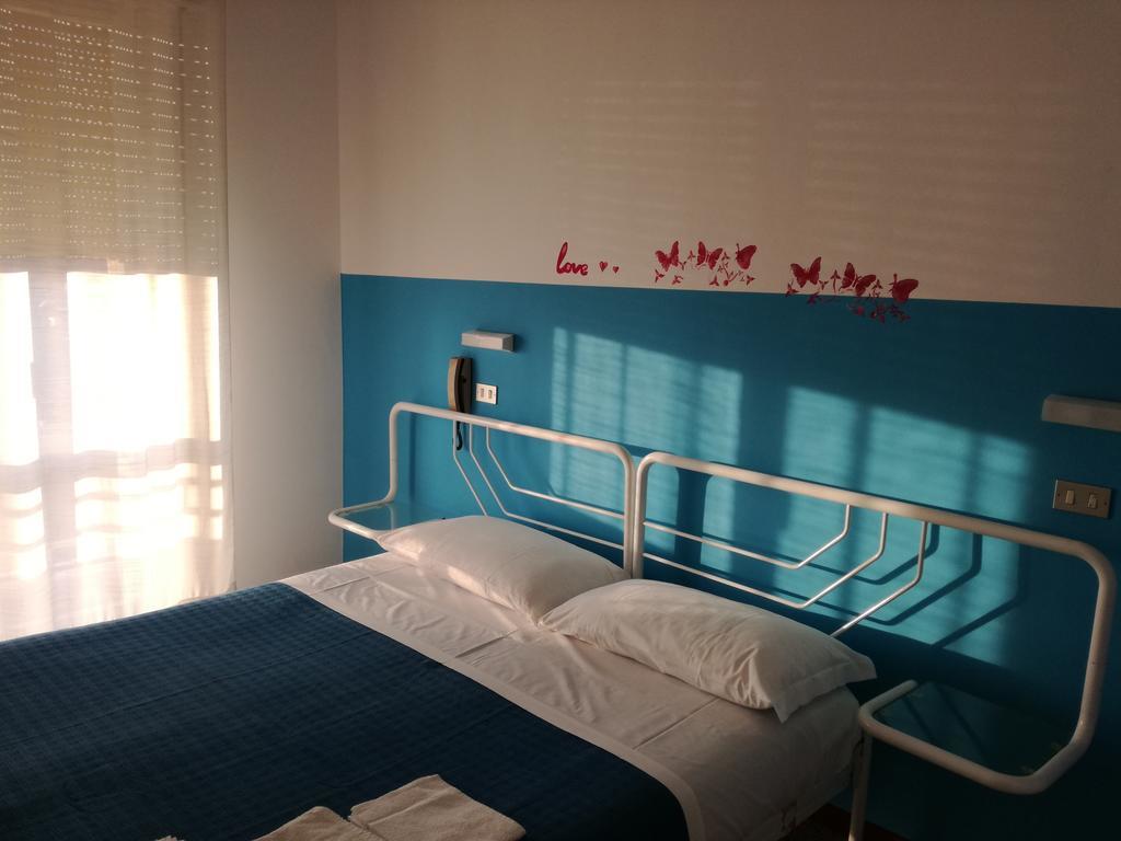 Albergo B&B Serafini Rimini Eksteriør bilde